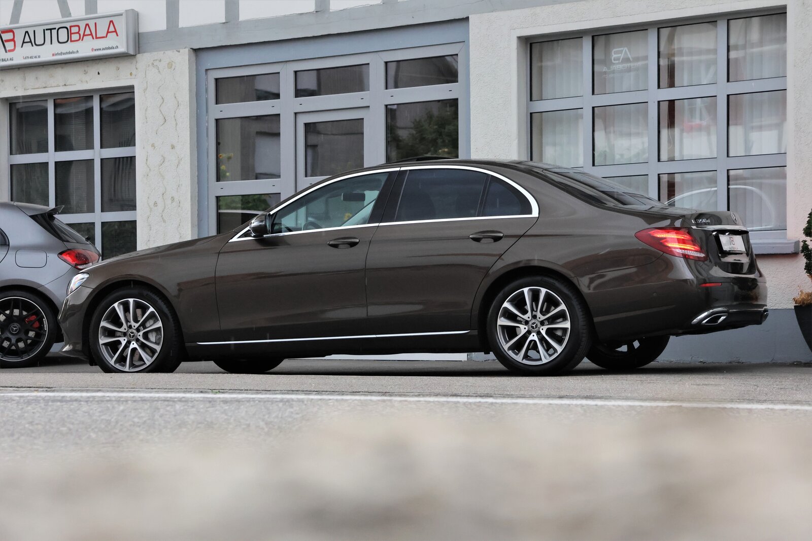 MERCEDES-BENZ E 350 d Avantgarde 4Matic 9G-Tronic, Diesel, Occasioni / Usate, Automatico - 3