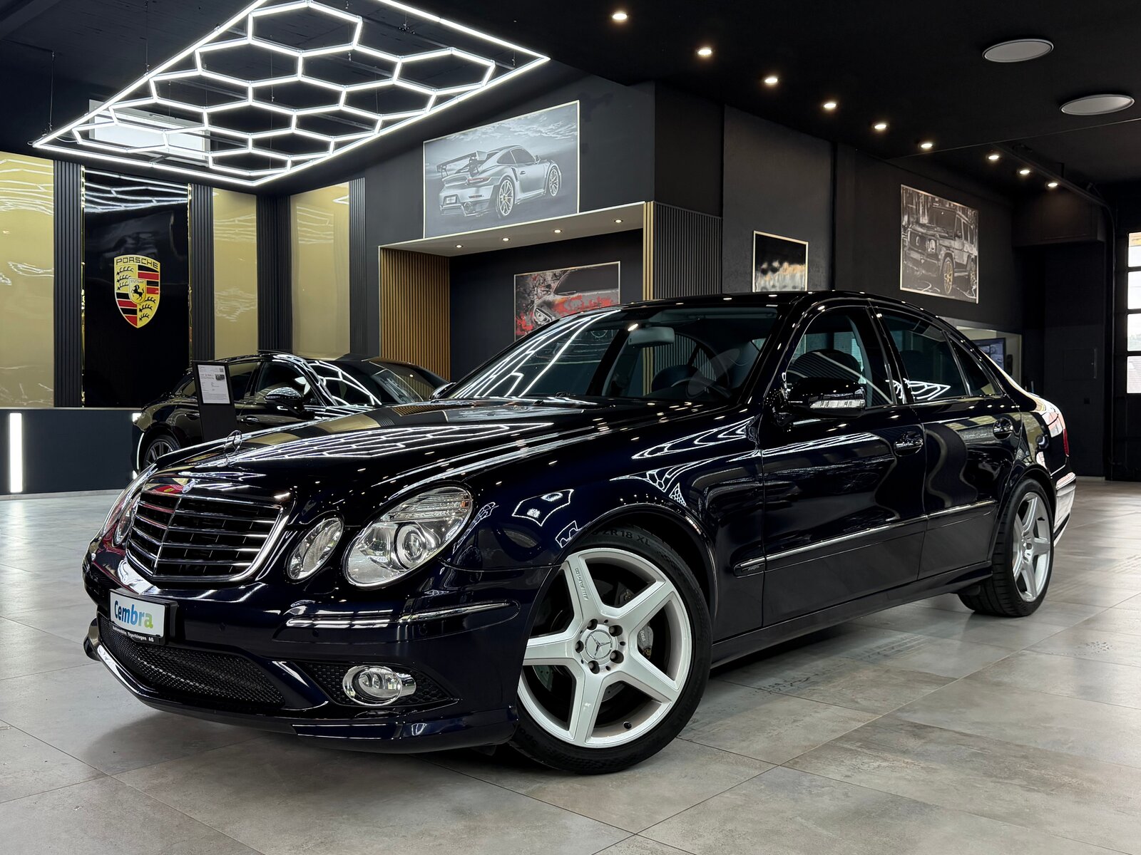MERCEDES-BENZ E 350 CGI Avantgarde 7G-Tronic - AMG Sportpaket
