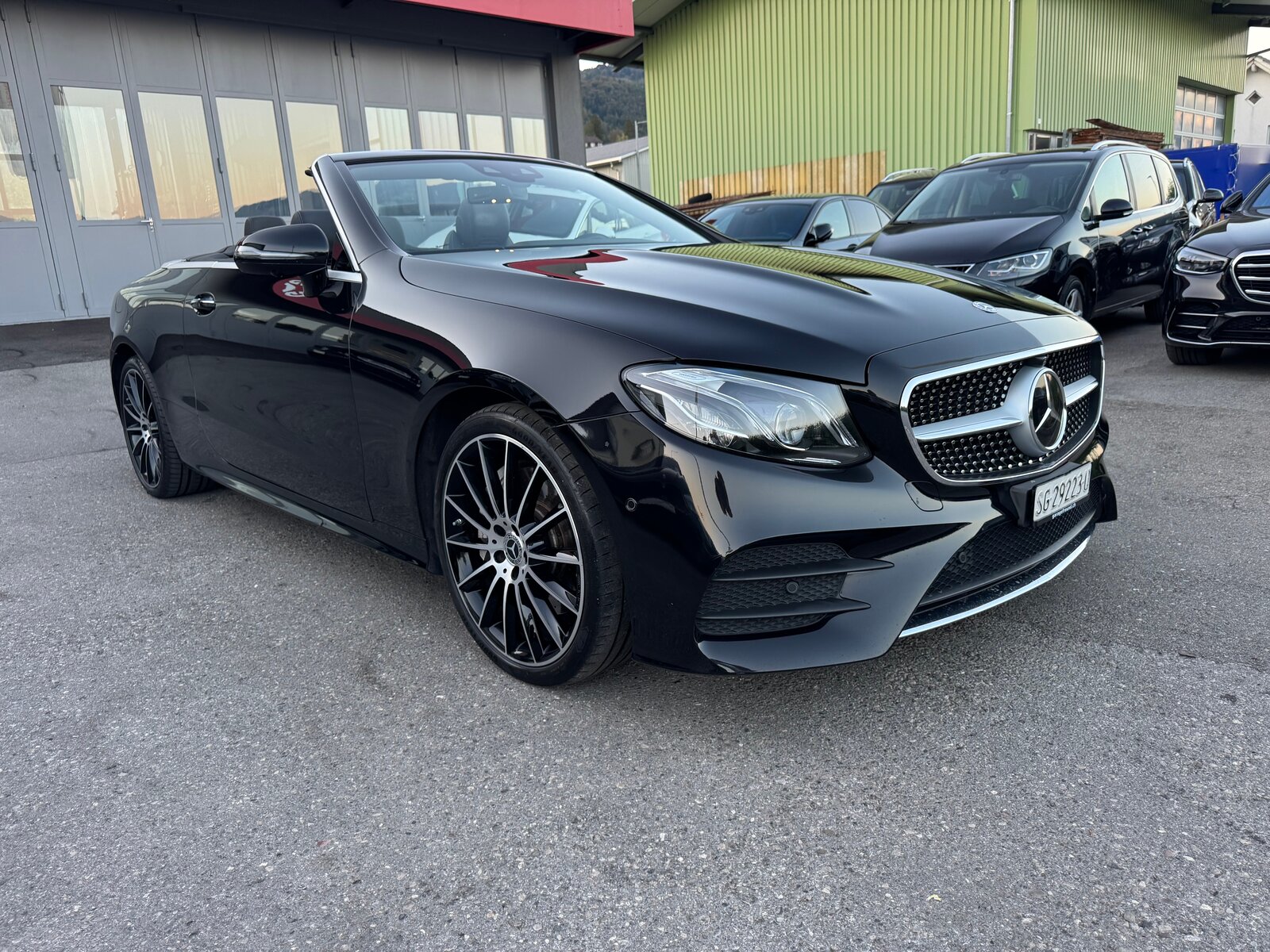 MERCEDES-BENZ E 400 AMG-LINE, Essence, Occasion / Utilisé, Automatique - 2