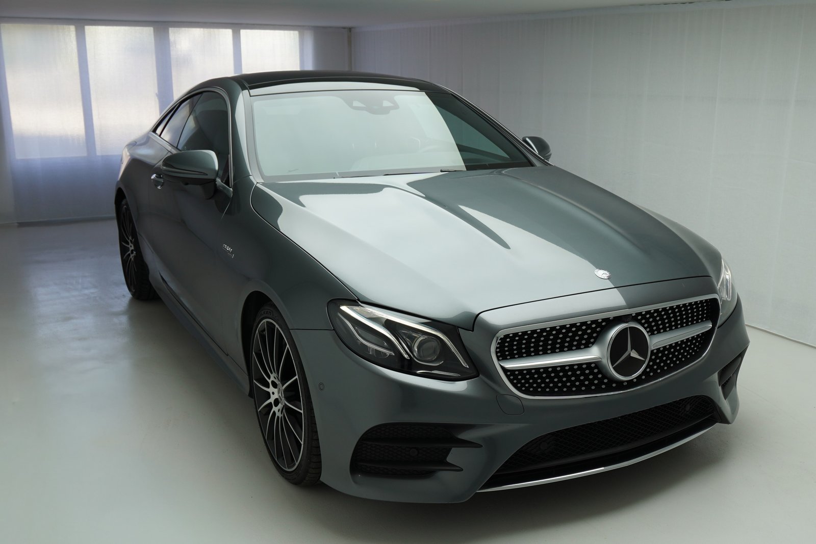 MERCEDES-BENZ E 400 Coupé AMG Line 4 Matic 9G-Tronic