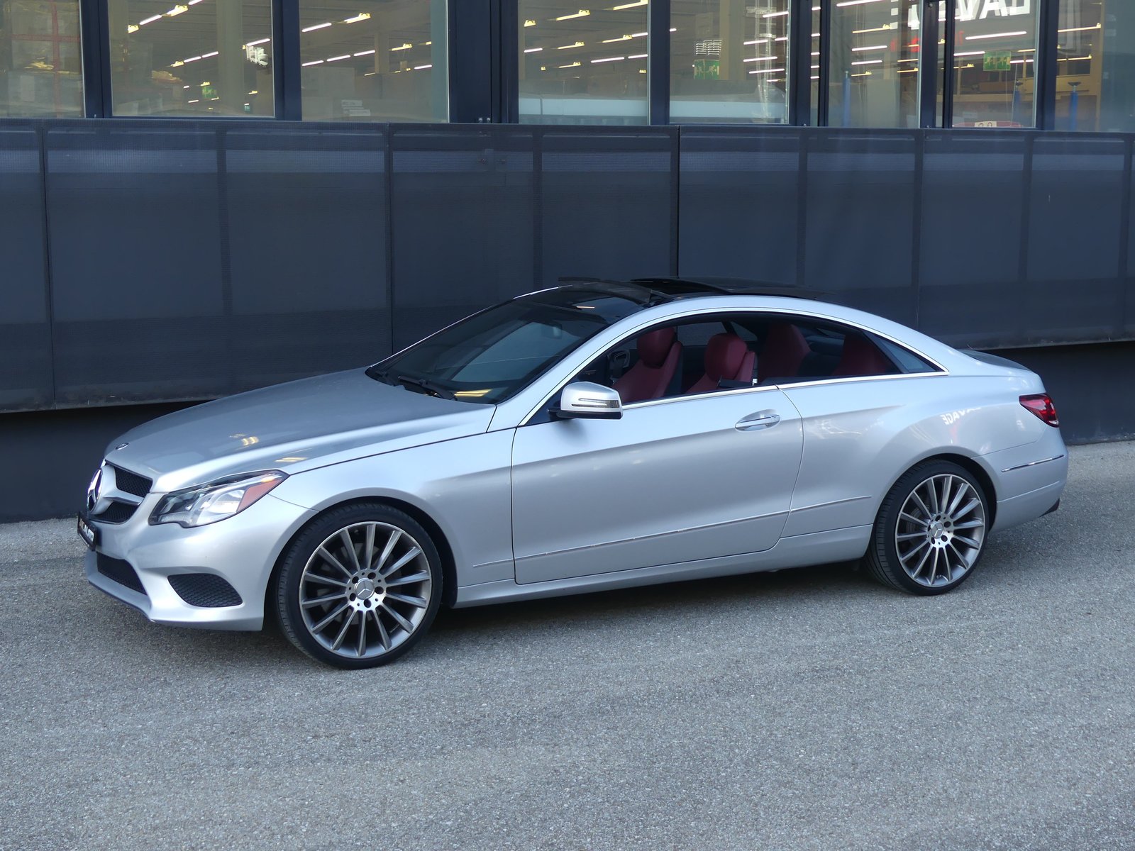 MERCEDES-BENZ E 400 4Matic 7G-Tronic, Benzin, Occasion / Gebraucht, Automatik - 3