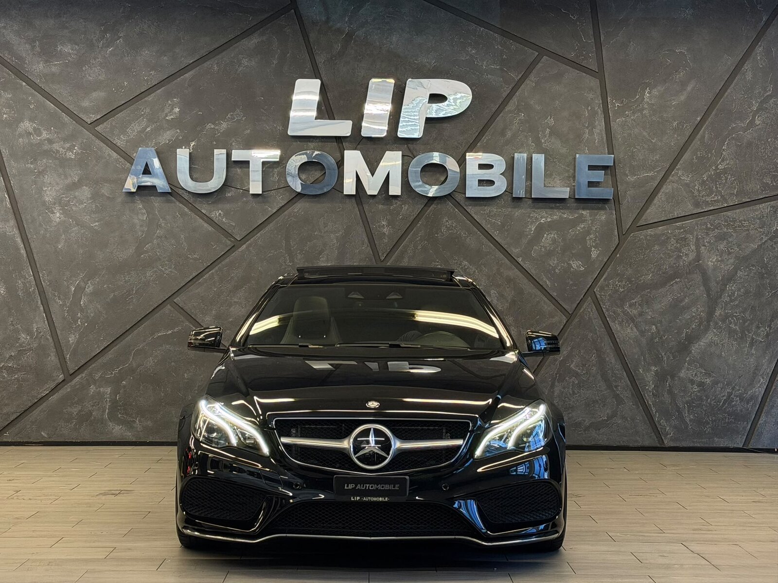MERCEDES-BENZ E 400 7G-Tronic Amg-Line, Benzin, Occasion / Gebraucht, Automatik - 2