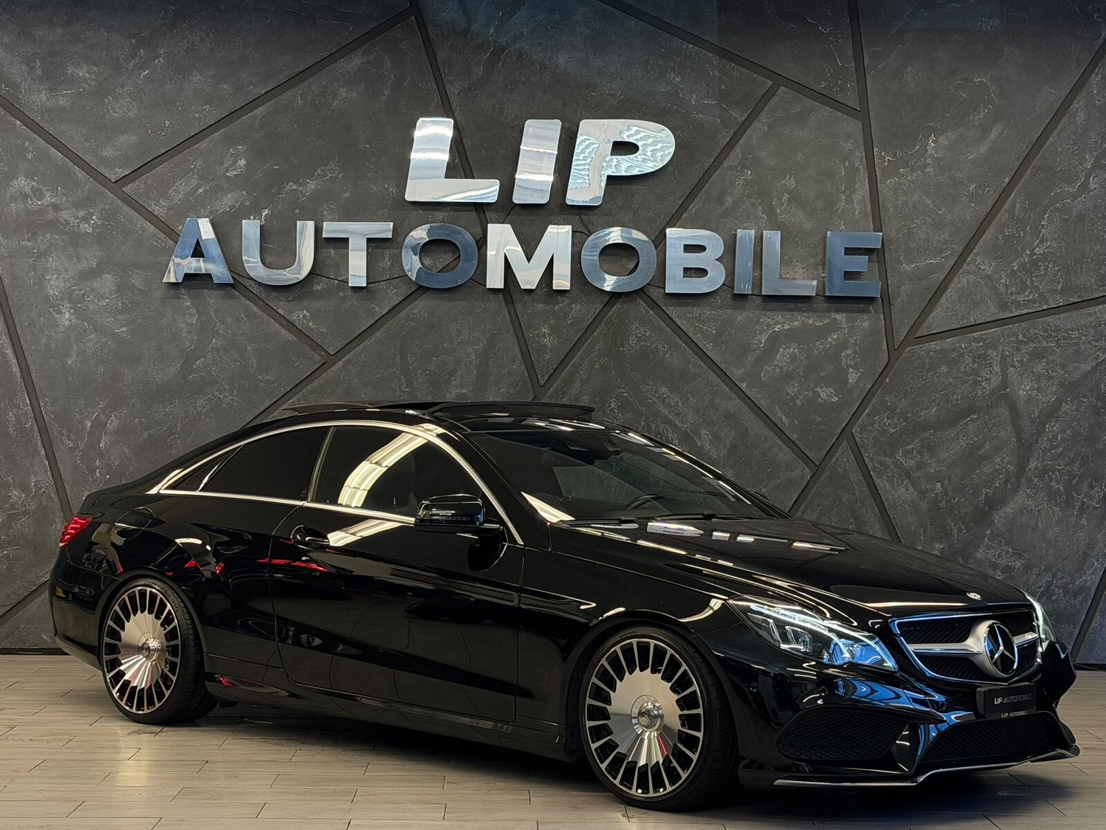 MERCEDES-BENZ E 400 7G-Tronic Amg-Line, Benzin, Occasion / Gebraucht, Automatik - 3