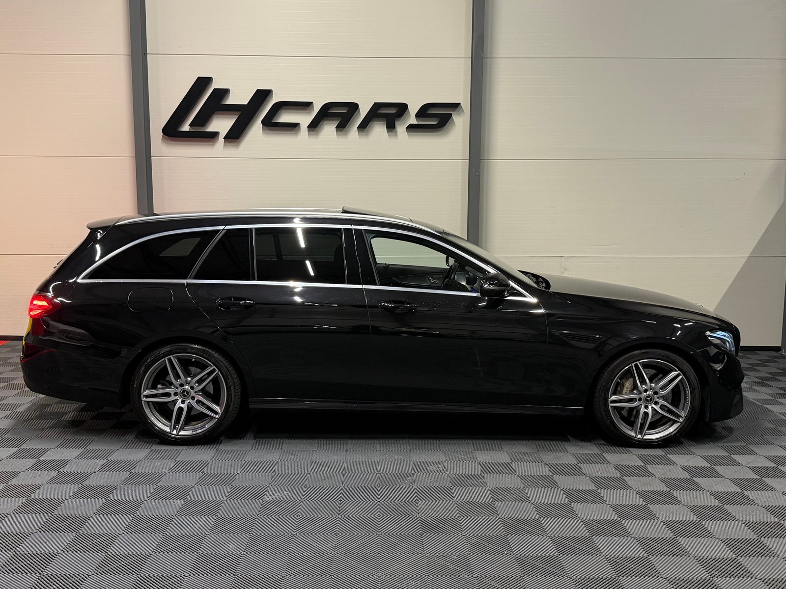 MERCEDES-BENZ E 400 d AMG Line 4matic Kombi, Diesel, Occasion / Gebraucht, Automatik - 5