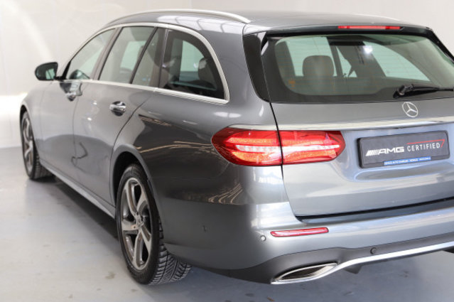 MERCEDES-BENZ E 400 AMG Line 4 Matic, Essence, Occasion / Utilisé, Automatique - 4