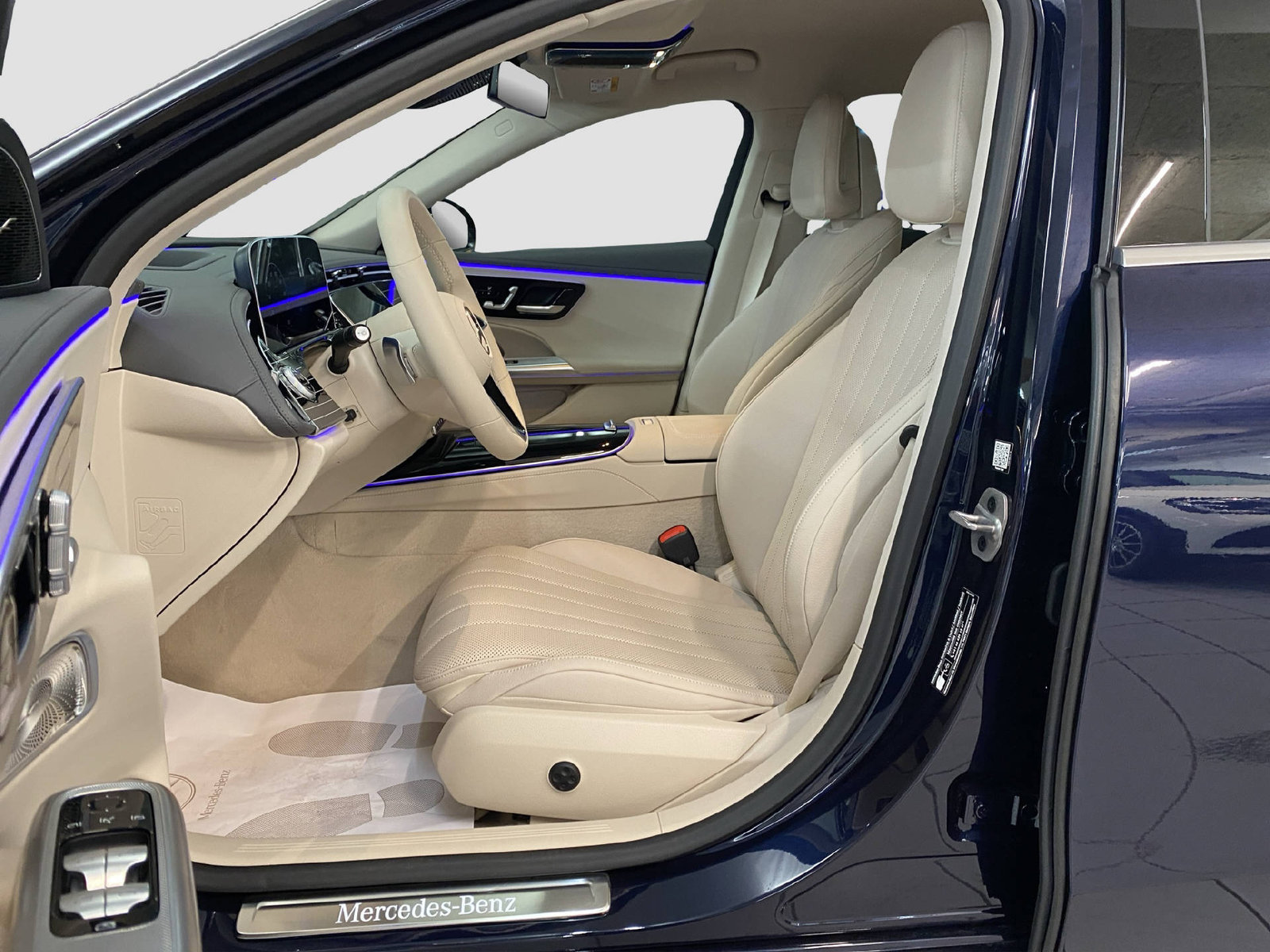 MERCEDES-BENZ E 400 e Exclusive 4MATIC, Plug-in-Hybrid Petrol/Electric, Second hand / Used, Automatic - 7