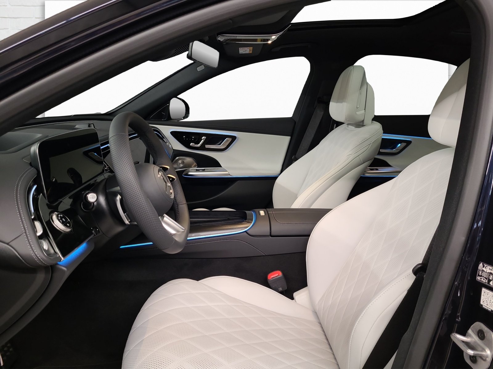 MERCEDES-BENZ E 400 e AMG Line 4matic, Plug-in-Hybrid Benzin/Elektro, Vorführwagen, Automatik - 7