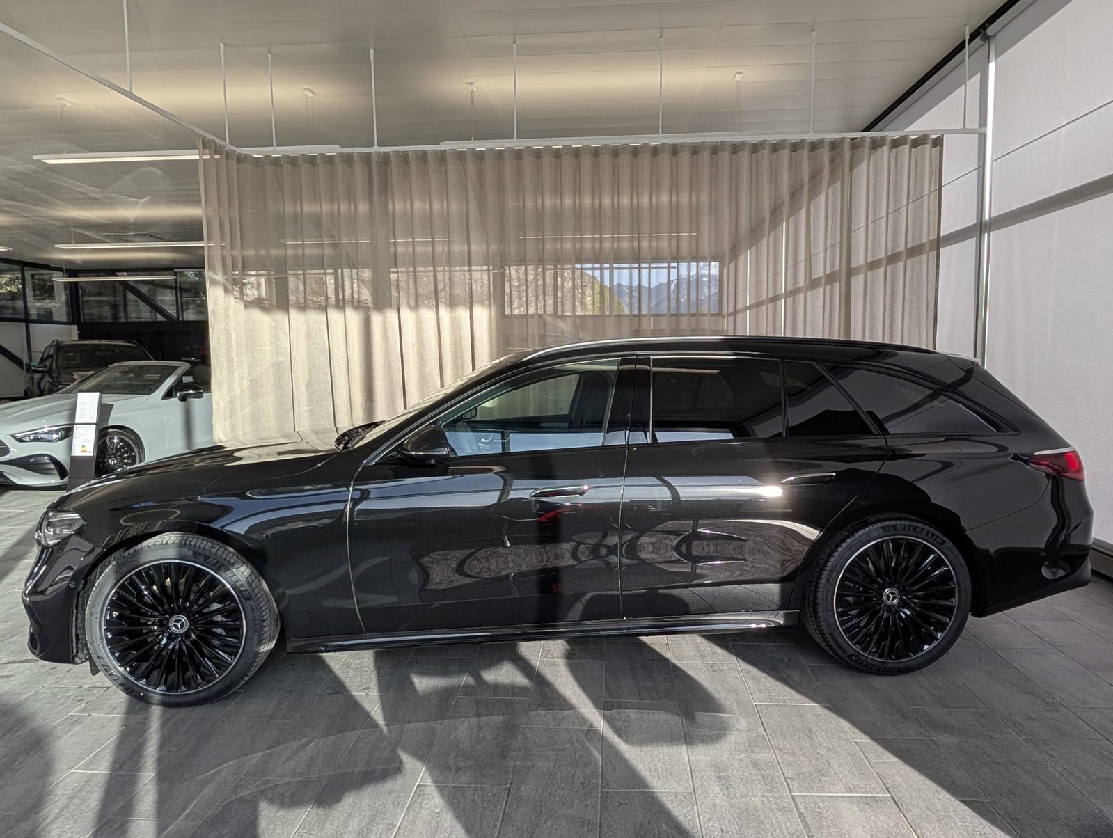 MERCEDES-BENZ E 450 d T 4Matic 9G-Tronic, Hybride Leggero Diesel/Elettrica, Auto nuove, Automatico - 2