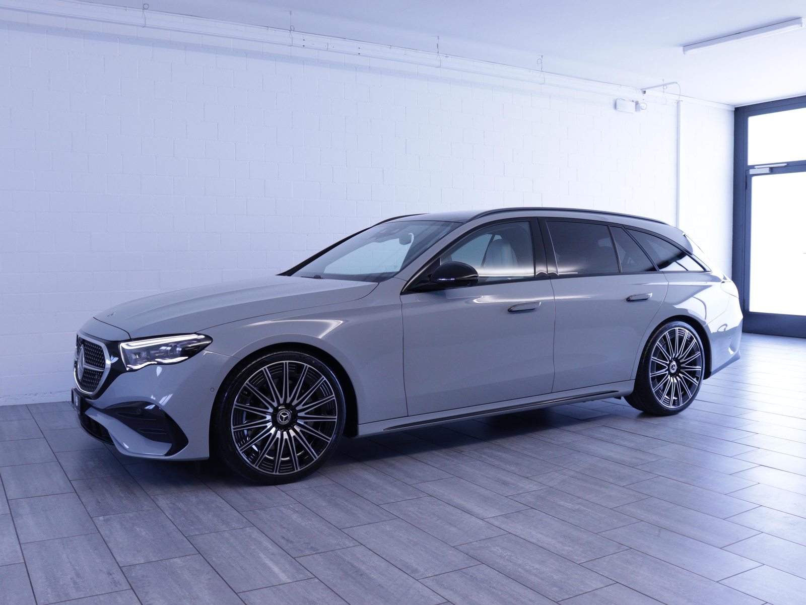 MERCEDES-BENZ E 450 d AMG Line 4matic Kombi, Mild-Hybrid Diesel/Elektro, Neuwagen, Automatik - 2