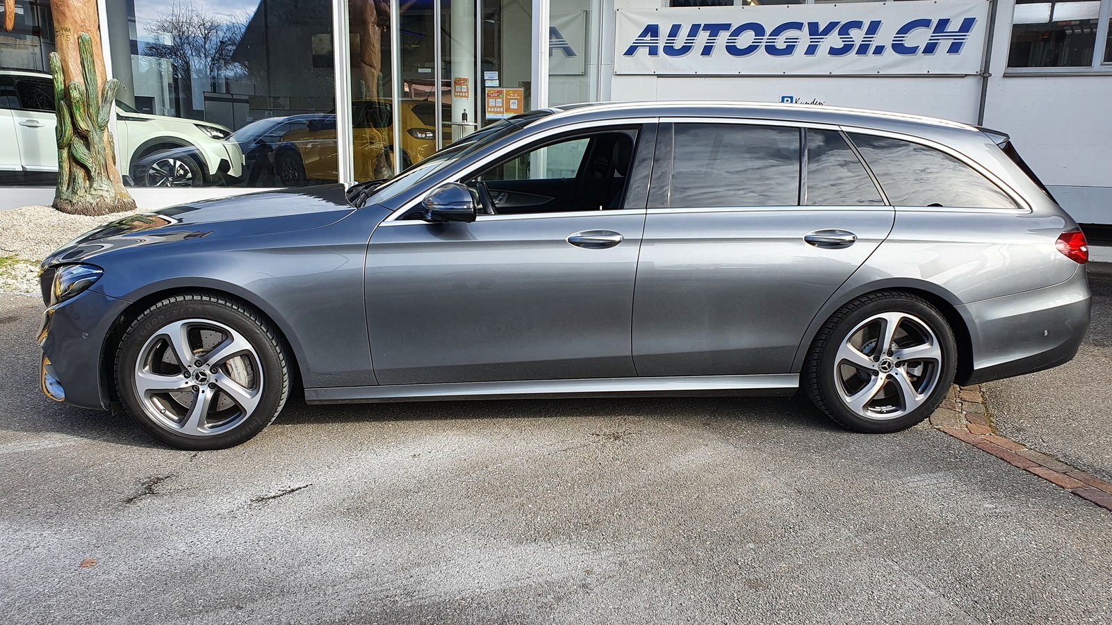MERCEDES-BENZ E 450 AMG Line 4Matic, Benzin, Occasion / Gebraucht, Automatik - 5