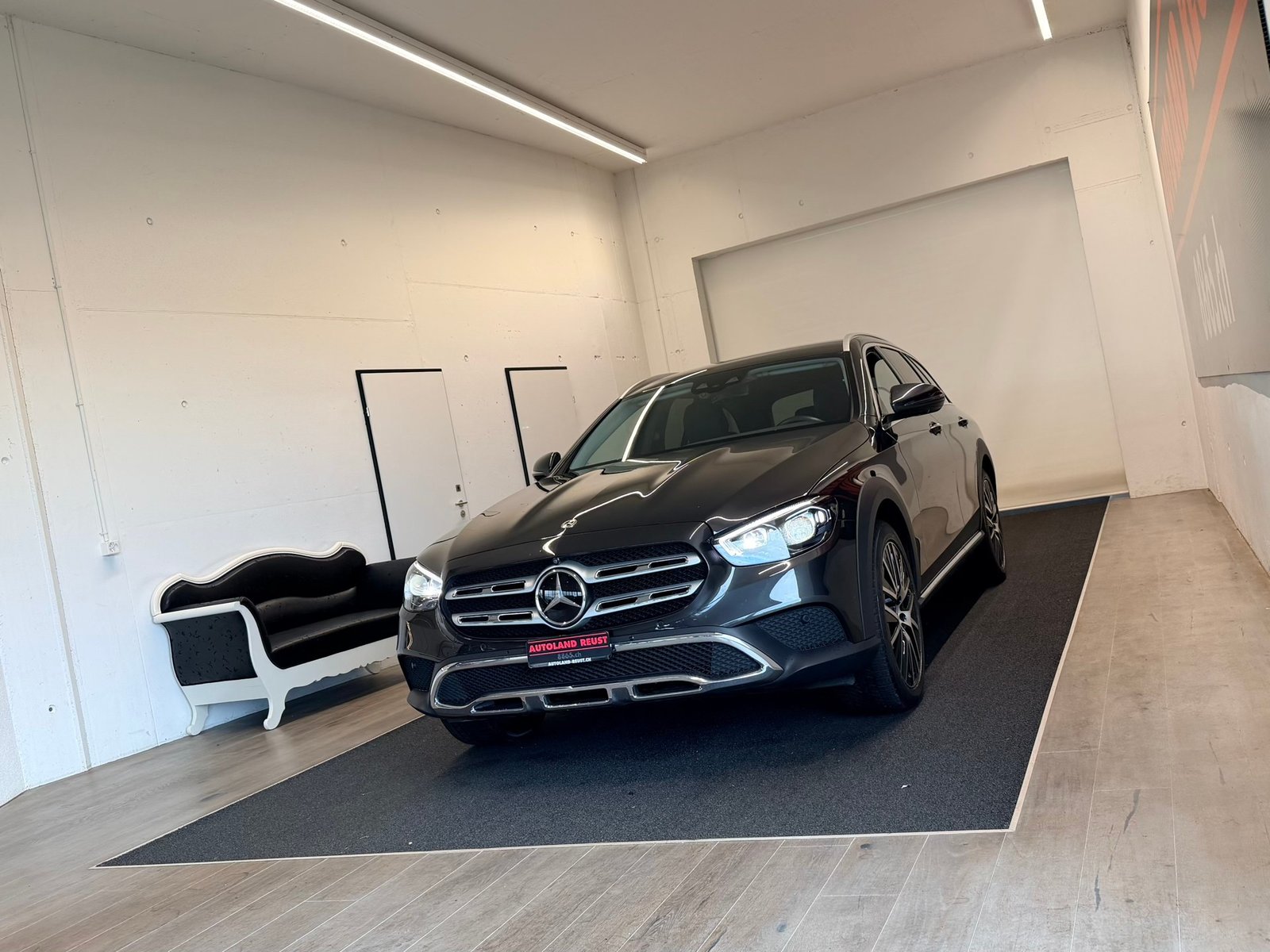 MERCEDES-BENZ E 450 All-Terrain 4Matic Exclusive 9G-Tronic, Mild-Hybrid Benzin/Elektro, Occasion / Gebraucht, Automatik - 3