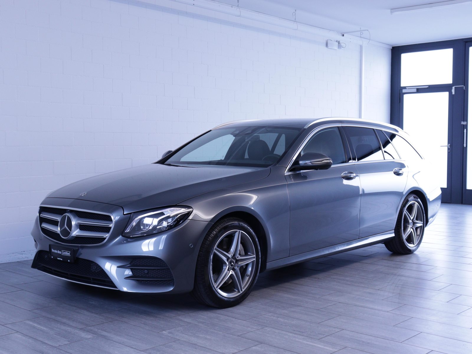 MERCEDES-BENZ E 450 AMG Line 4matic Kombi