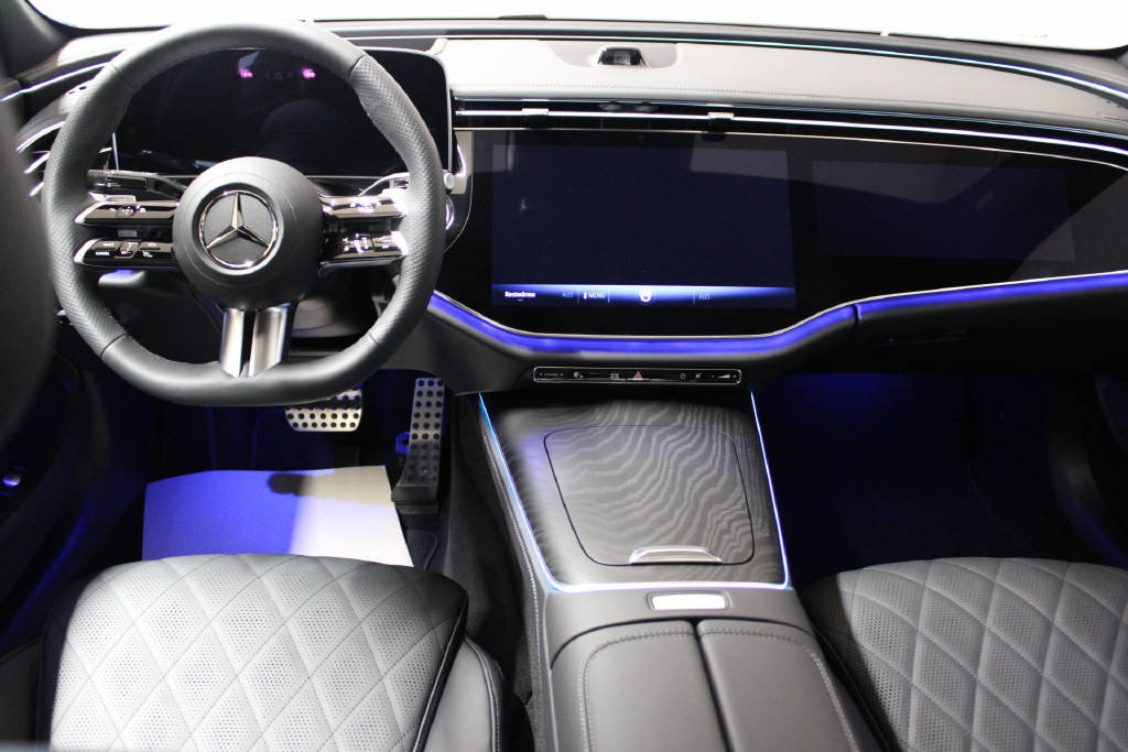 MERCEDES-BENZ E 450 d 4Matic AMG Line, Mild-Hybrid Diesel/Elektro, Occasion / Gebraucht, Automatik - 6