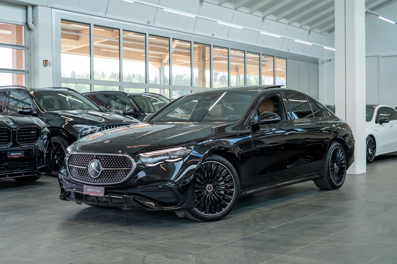 MERCEDES-BENZ E 450 d AMG Line 4matic / Hyperscreen / Panora