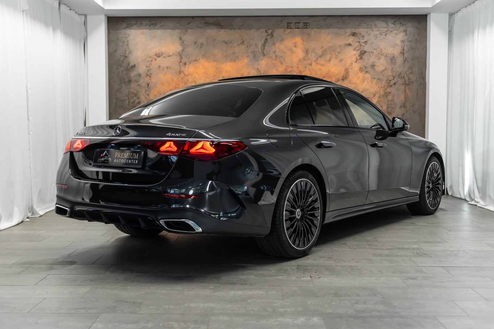 MERCEDES-BENZ E 450 d 4Matic 9G-Tronic AMG Line *Hyper-Scree, Diesel, Occasion / Utilisé, Automatique - 6