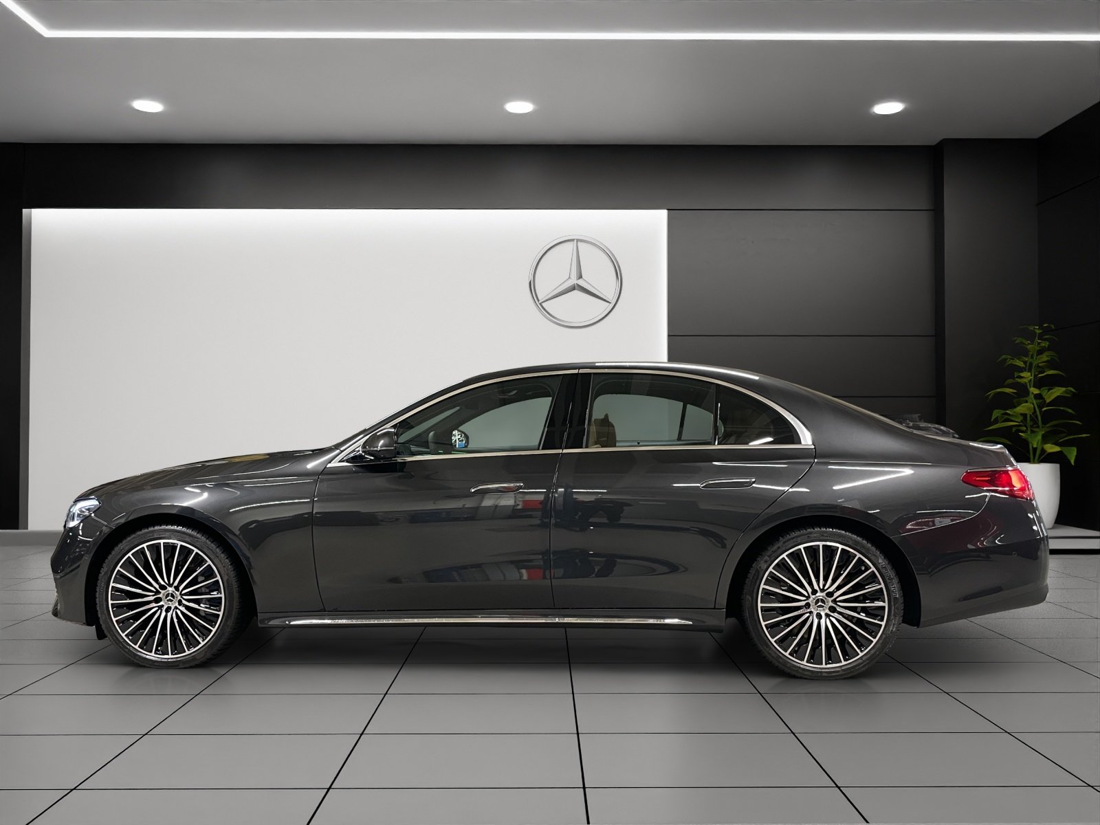 MERCEDES-BENZ E 450 9G-Tronic 4Matic, Mild-Hybrid Petrol/Electric, Ex-demonstrator, Automatic - 3