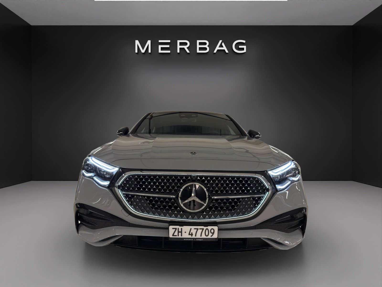 MERCEDES-BENZ E 450 d 4Matic AMG-Line 9G-Tronic, Mild-Hybrid Diesel/Elektro, Vorführwagen, Automatik - 2