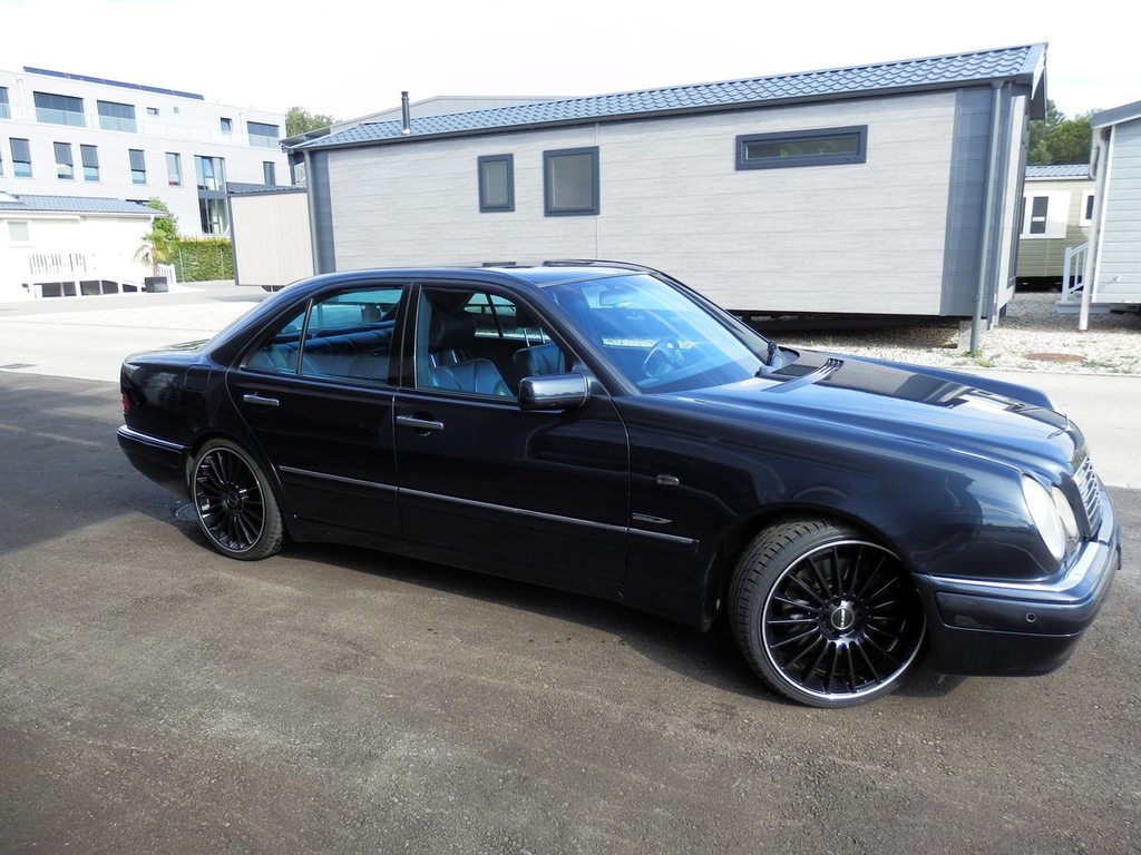 MERCEDES-BENZ E 50 AMG Avantgarde Automatic, Benzin, Occasion / Gebraucht, Automatik - 2