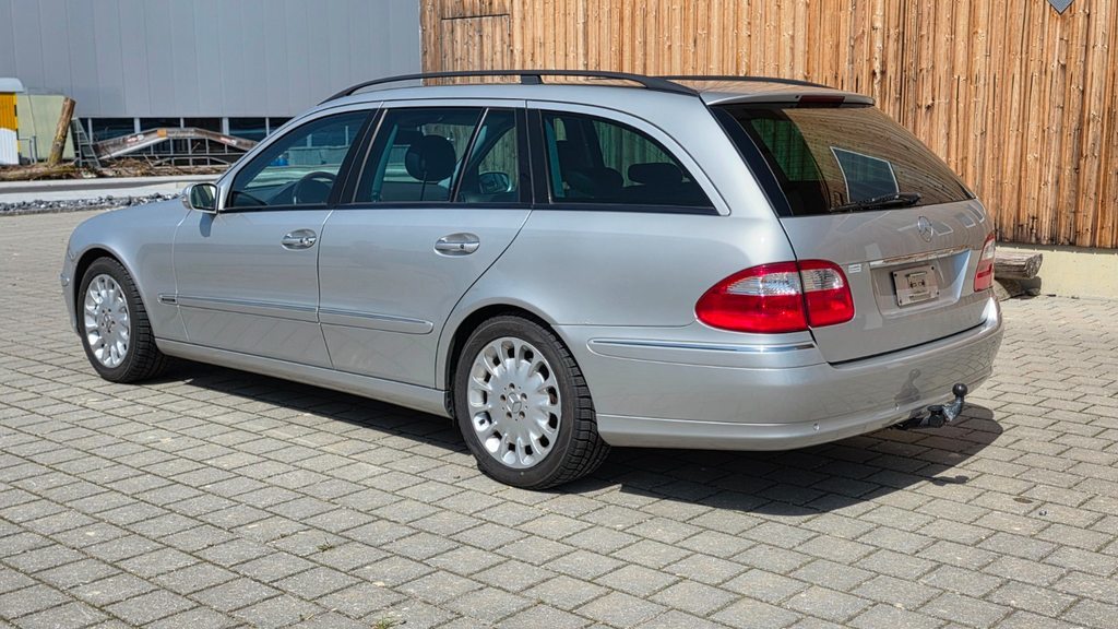 MERCEDES-BENZ E-Klasse S211 Kombi E 500 V8, Essence, Occasion / Utilisé, Automatique - 4