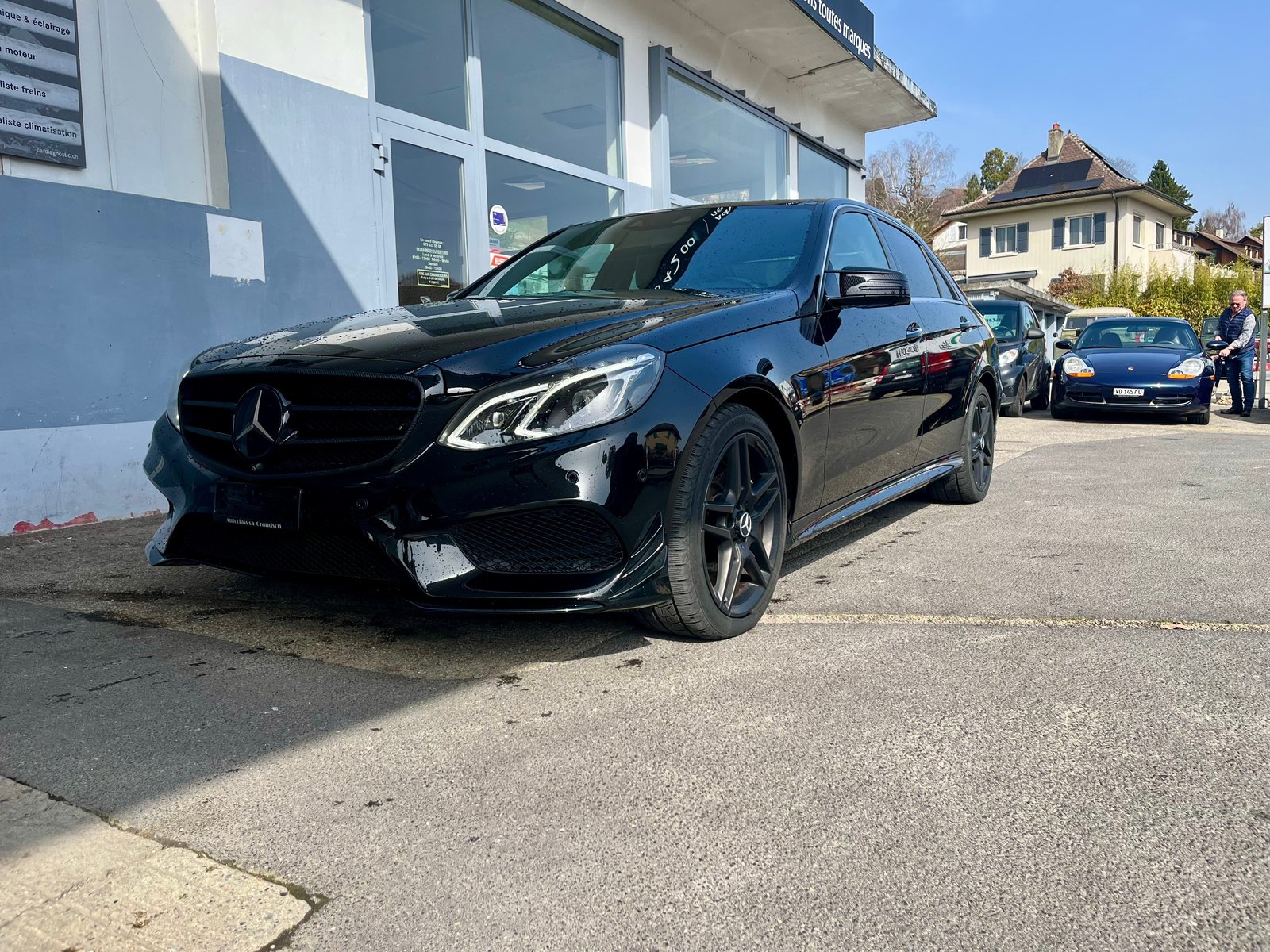 MERCEDES-BENZ E 500 Avantgarde 4Matic 7G-Tronic