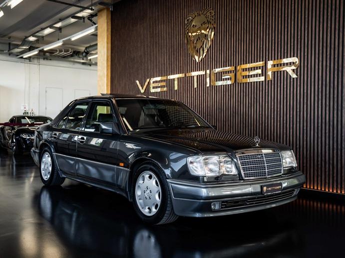 MERCEDES-BENZ E 500 Automatic, Benzin, Occasion / Gebraucht, Automatik