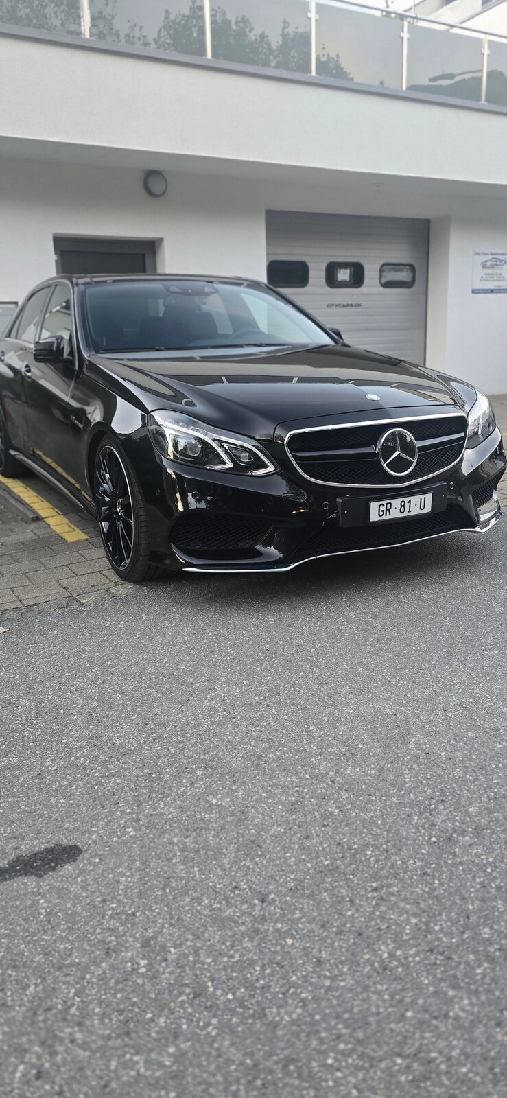MERCEDES-BENZ E 500 Avantgarde 4Matic 7G-Tronic
