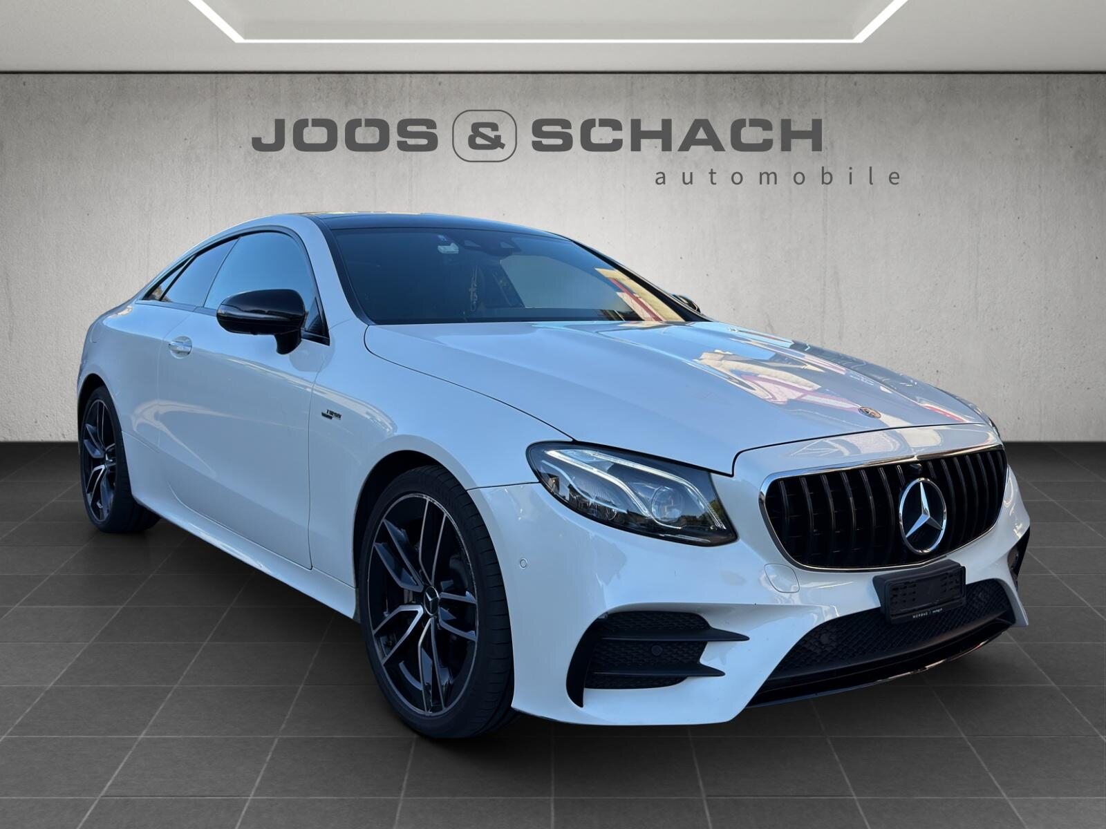 MERCEDES-BENZ E-Klasse C238 Coupé E 53 AMG 4matic+, Mild hybrid petrol/electric, Used, Automatic - 3