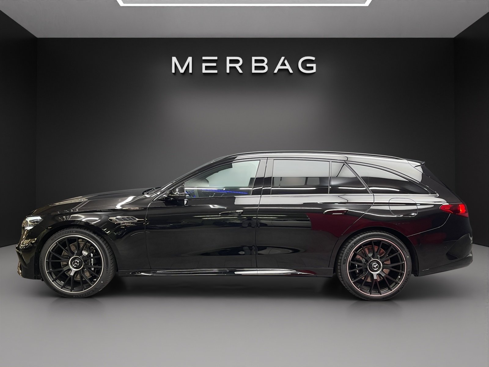 MERCEDES-BENZ E 53 Hybrid 4M+ 9G-Tronic, Plug-in-Hybrid Benzina/Elettrica, Auto nuove, Automatico - 3