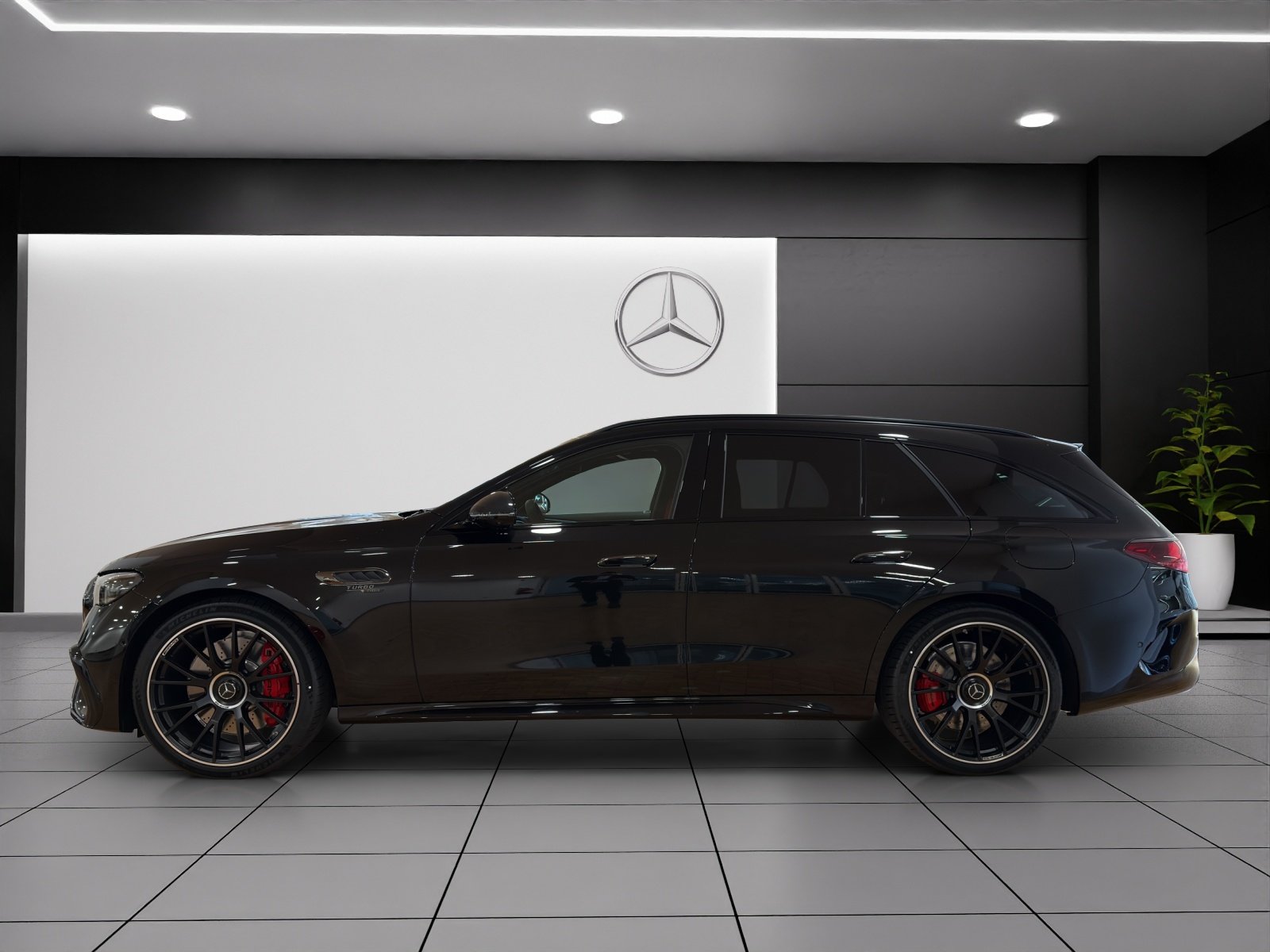 MERCEDES-BENZ E 53 Hybrid T 4Matic+ 9G-Tronic, Plug-in-Hybrid Benzina/Elettrica, Auto nuove, Automatico - 3