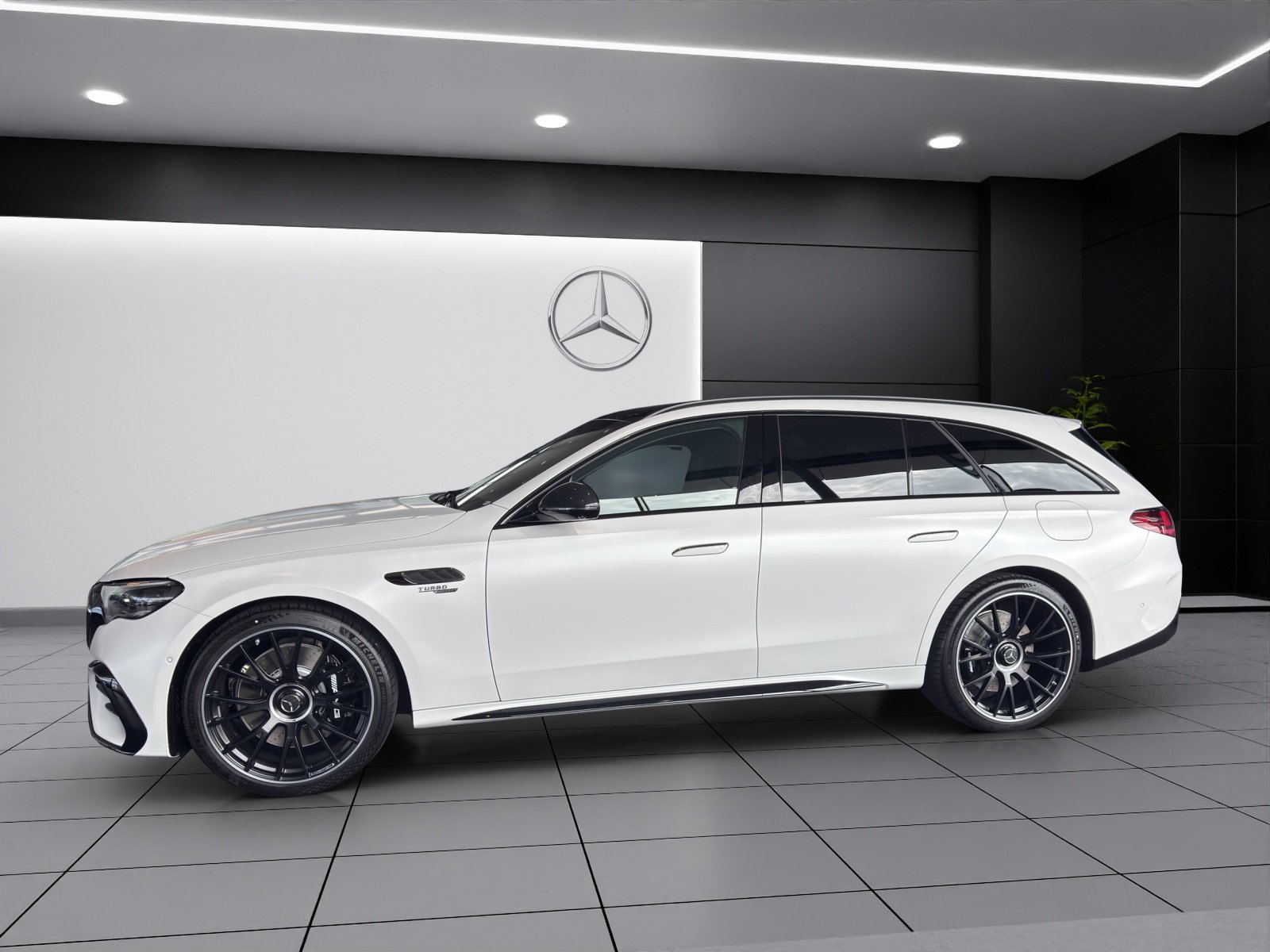 MERCEDES-BENZ E 53 Hybrid T 4Matic+ 9G-Tronic, Plug-in-Hybrid Benzina/Elettrica, Auto nuove, Automatico - 3