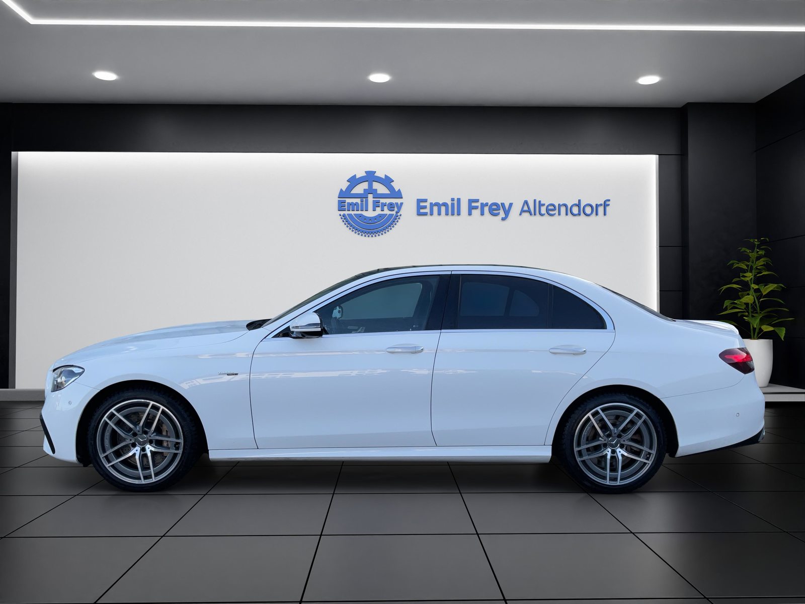 MERCEDES-BENZ AMG E 53 4MATIC+, Mild-Hybrid Benzin/Elektro, Occasion / Gebraucht, Automatik - 3