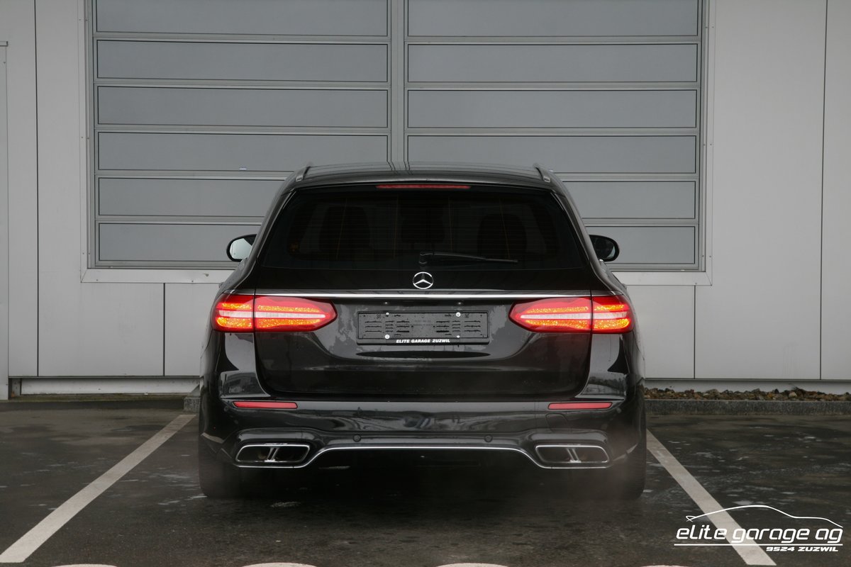 MERCEDES-BENZ E 63 AMG S 4Matic 9G-Tronic AKRAPOVIC, Benzin, Occasion / Gebraucht, Automatik - 4