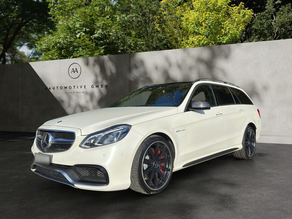 MERCEDES-BENZ E-Klasse W212 E 63 V8 AMG