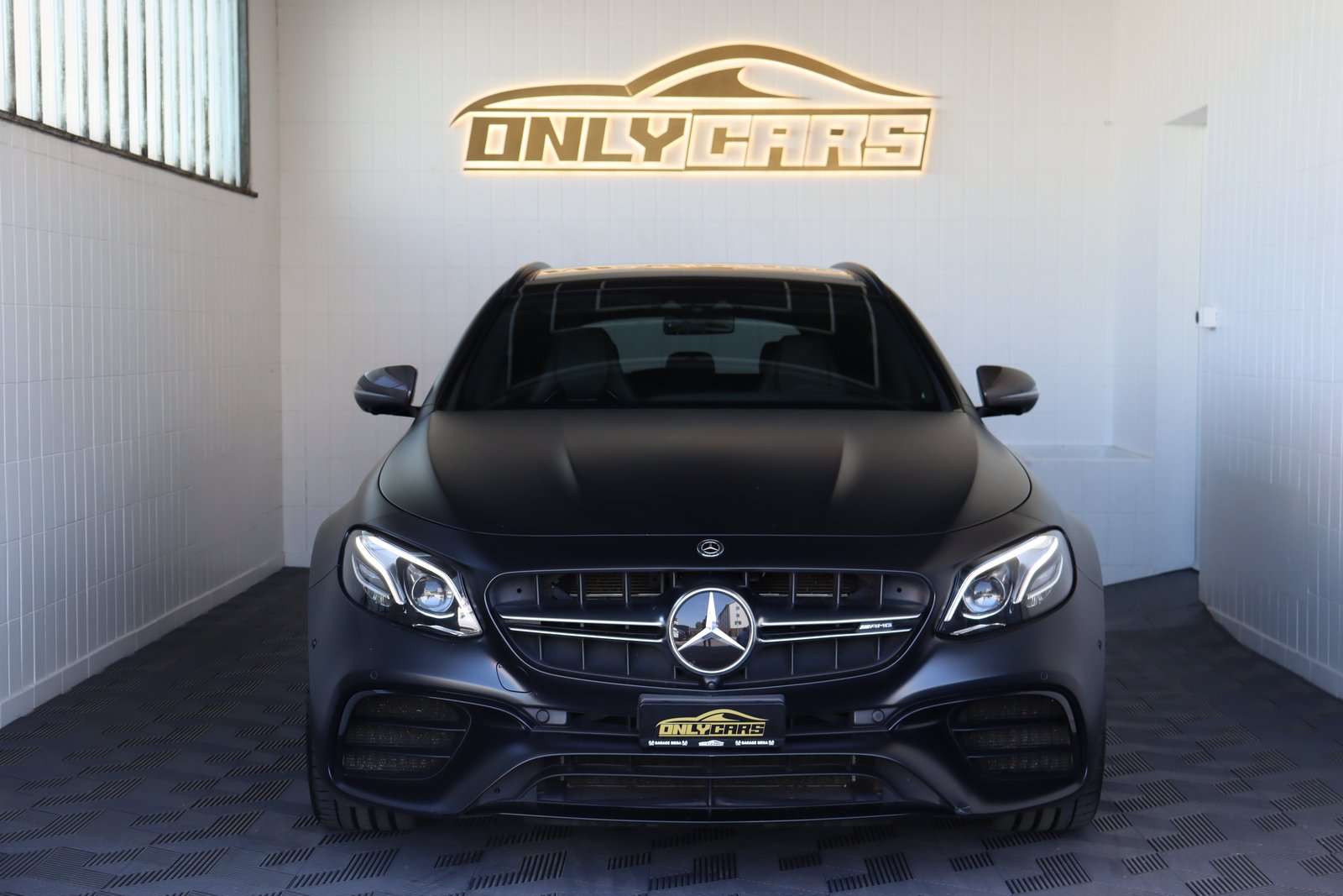MERCEDES-BENZ E 63 AMG S EDITION 1 4 MATIC 9G-TRONIC, Essence, Occasion / Utilisé, Automatique - 2