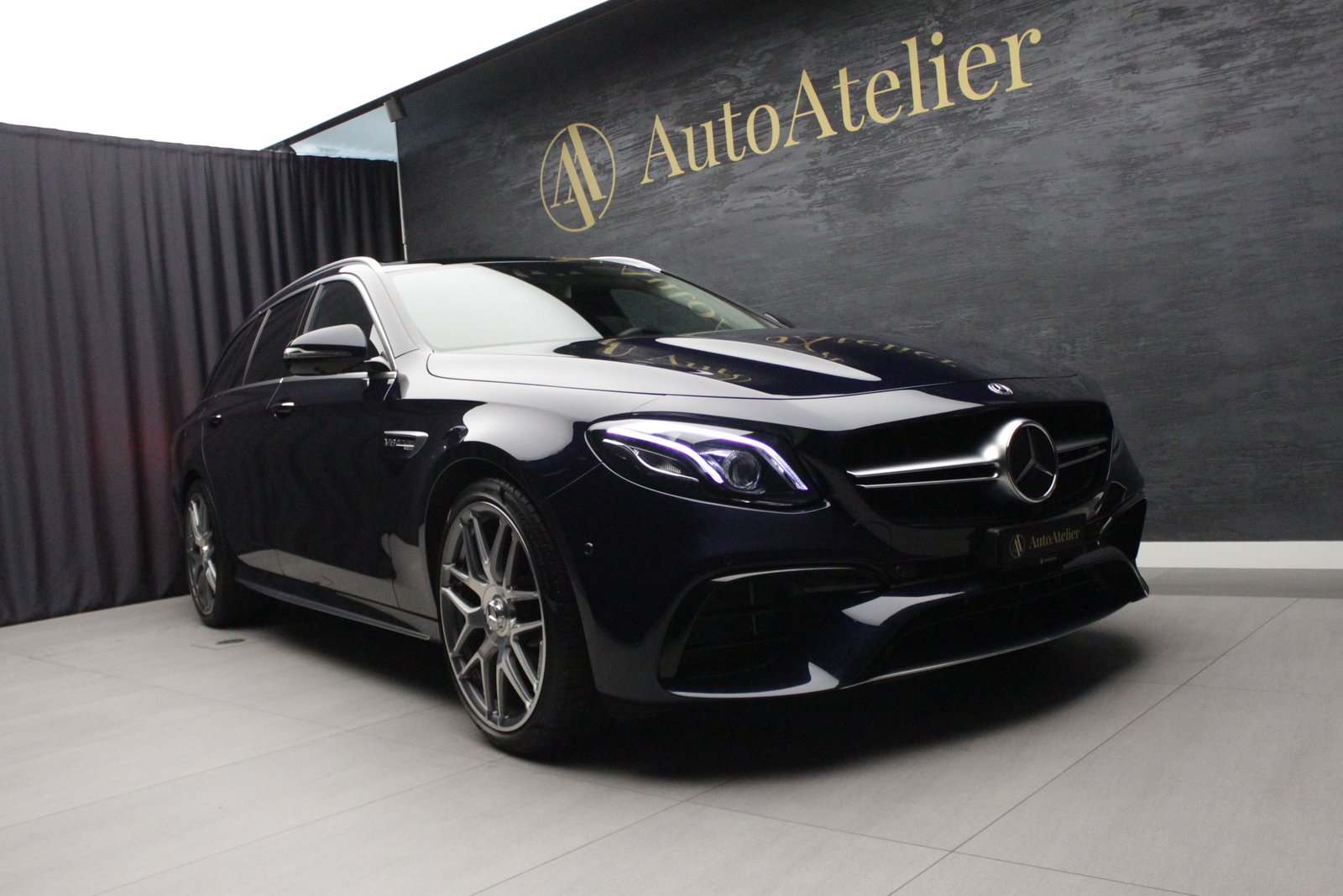 MERCEDES-BENZ E 63 AMG S 4 Matic 9G-Tronic, Essence, Occasion / Utilisé, Automatique - 3