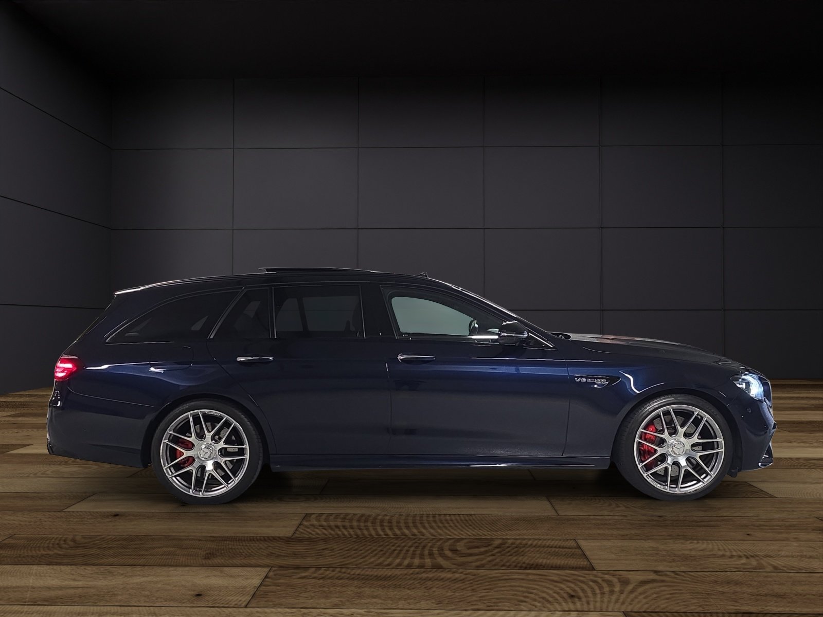 MERCEDES-BENZ AMG E 63 S T 4Matic+ Speedshift 9G-TCT / CH-Fa, Petrol, Second hand / Used, Automatic - 5