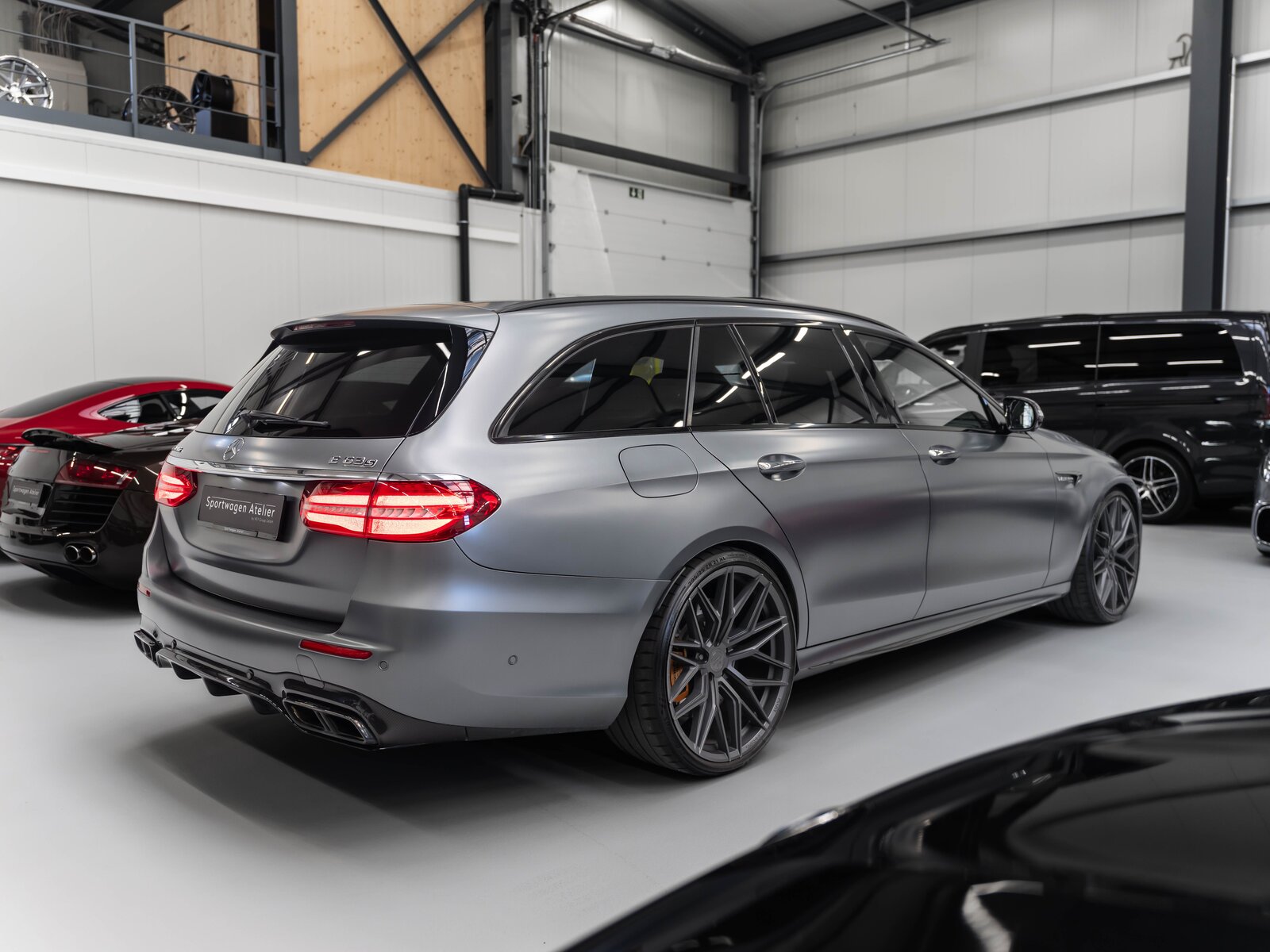 MERCEDES-BENZ E 63 AMG S 4 Matic 9G-Tronic, Benzin, Occasion / Gebraucht, Automatik - 4