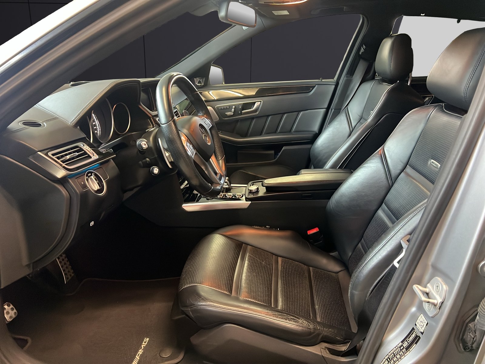 MERCEDES-BENZ E 63 AMG 4Matic Speedshift Frozen Grey Matt mit 750PS & 1000, Benzina, Occasioni / Usate, Automatico - 7