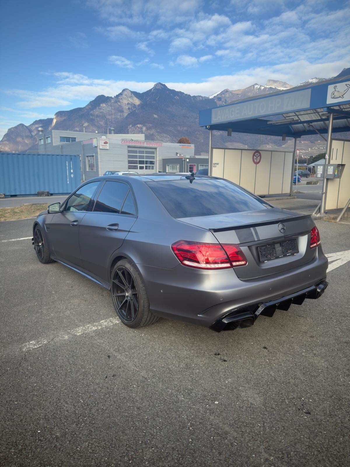 MERCEDES-BENZ E 63 AMG, Benzin, Occasion / Gebraucht, Automatik - 4