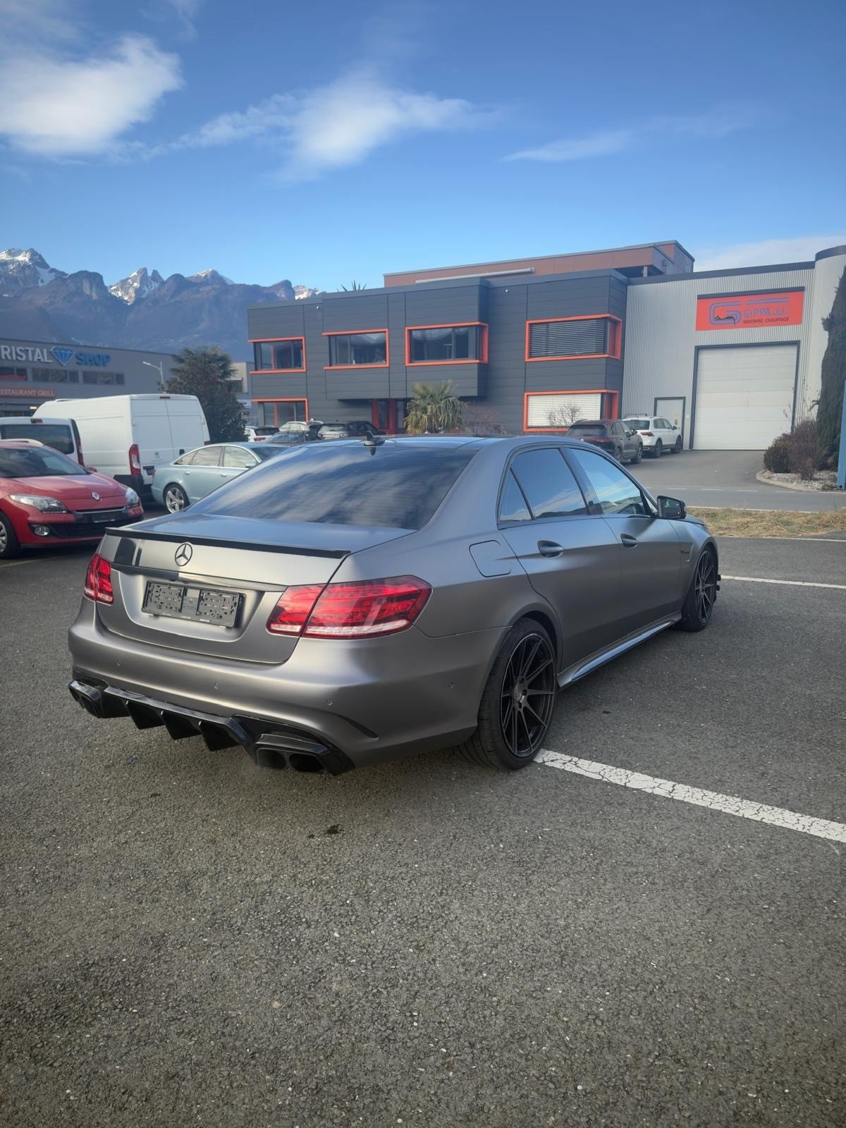 MERCEDES-BENZ E 63 AMG, Benzin, Occasion / Gebraucht, Automatik - 5