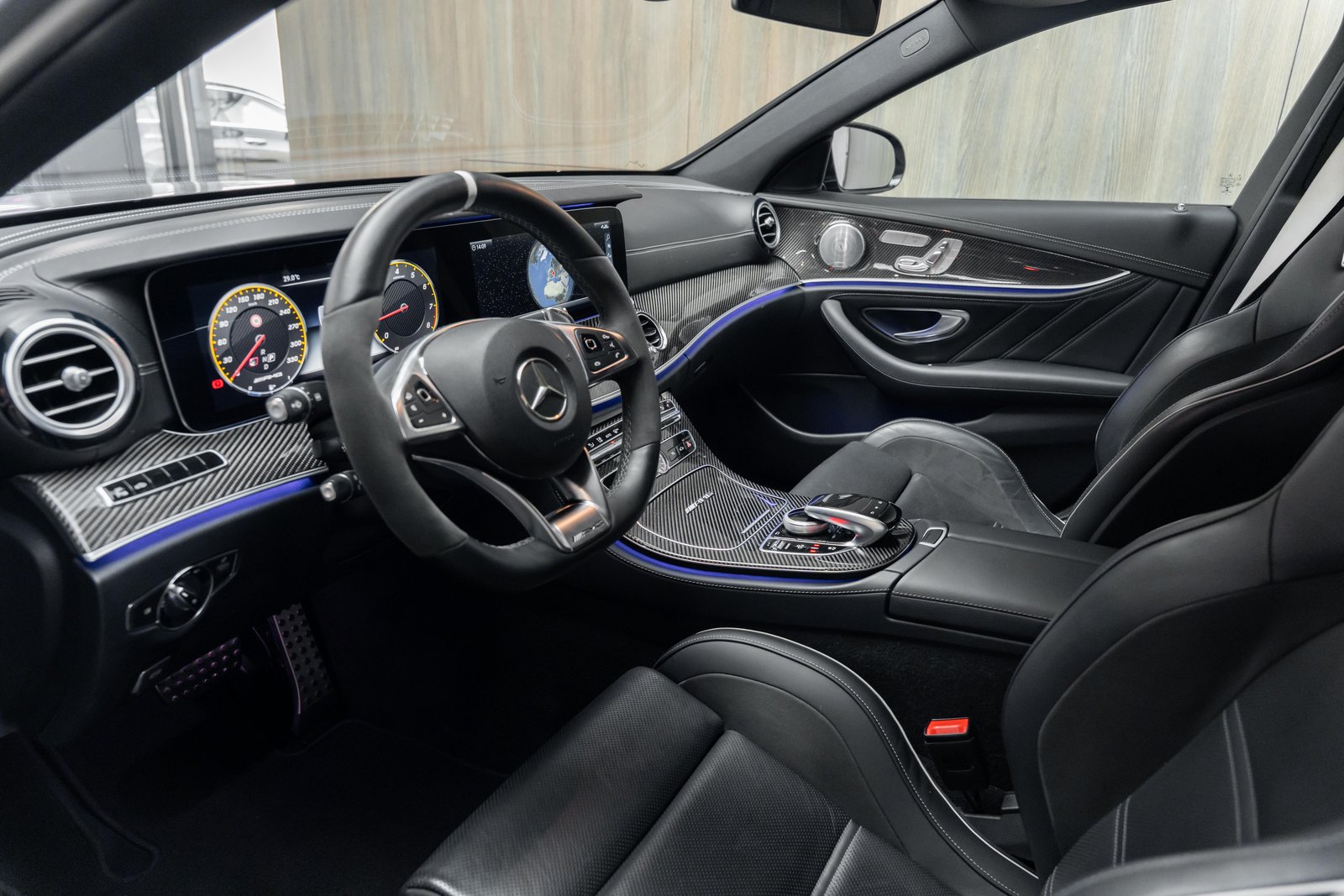 MERCEDES-BENZ E 63 AMG S 4Matic Speedshift MCT ohne OPF, Benzina, Occasioni / Usate, Automatico - 4