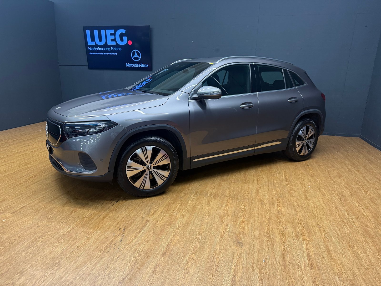 MERCEDES-BENZ EQA 250 - Advanced / Rückfahrkamera / Smartphone Integration, Elektro, Occasion / Gebraucht, Automat - 2