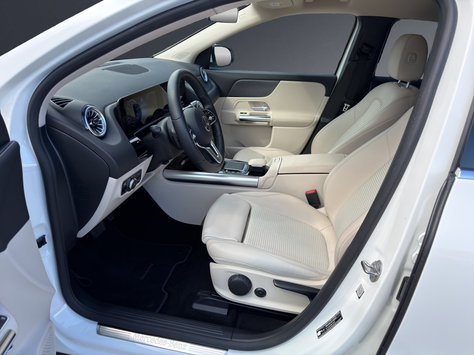 MERCEDES-BENZ EQA 250, Elettrica, Occasioni / Usate, Automatico - 6