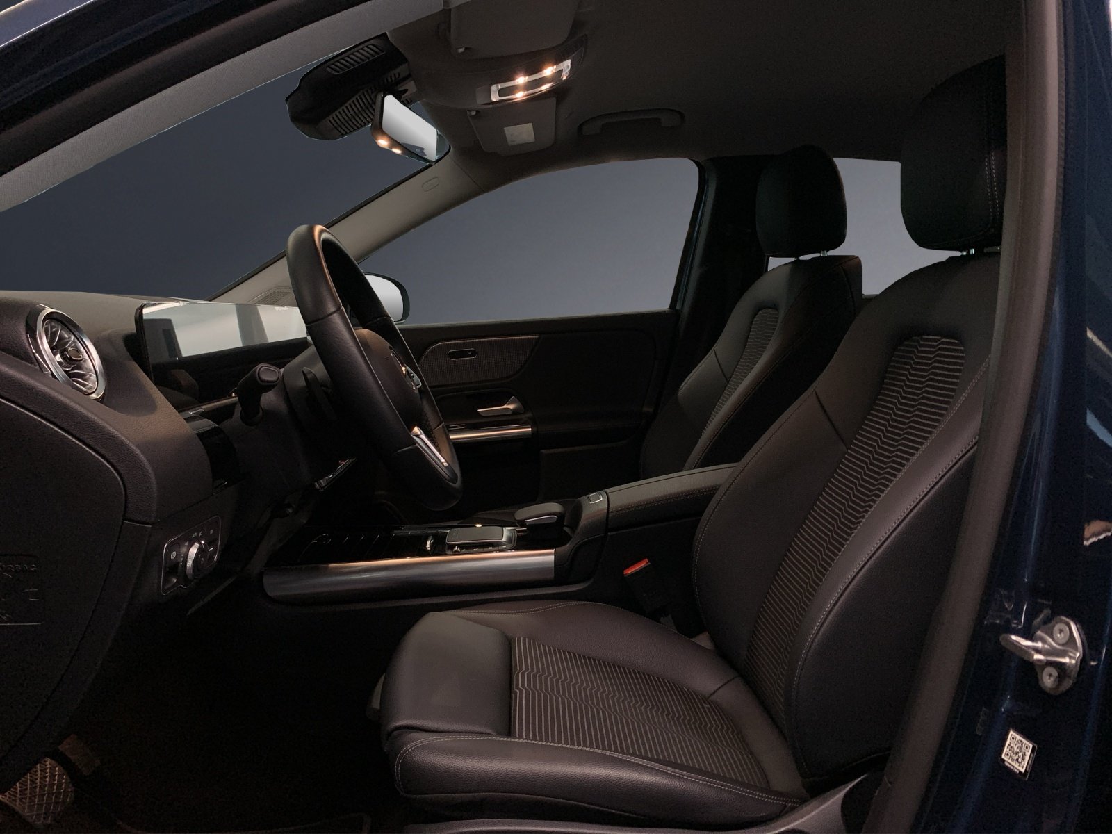 MERCEDES-BENZ EQA 250, Elektro, Occasion / Gebraucht, Automatik - 6