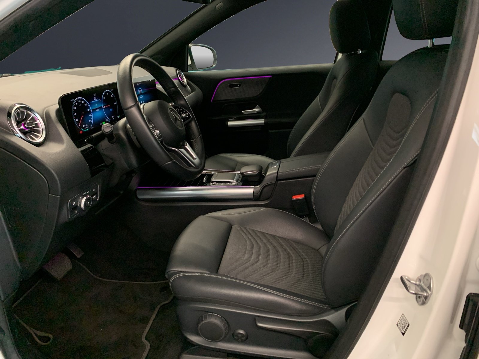MERCEDES-BENZ EQA 250, Elektro, Occasion / Gebraucht, Automatik - 6