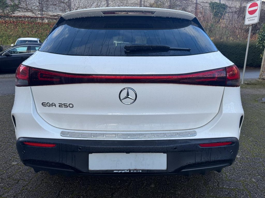 MERCEDES-BENZ EQA H243 EQA 250 AMG Line, Elektro, Occasion / Gebraucht, Automatik - 5