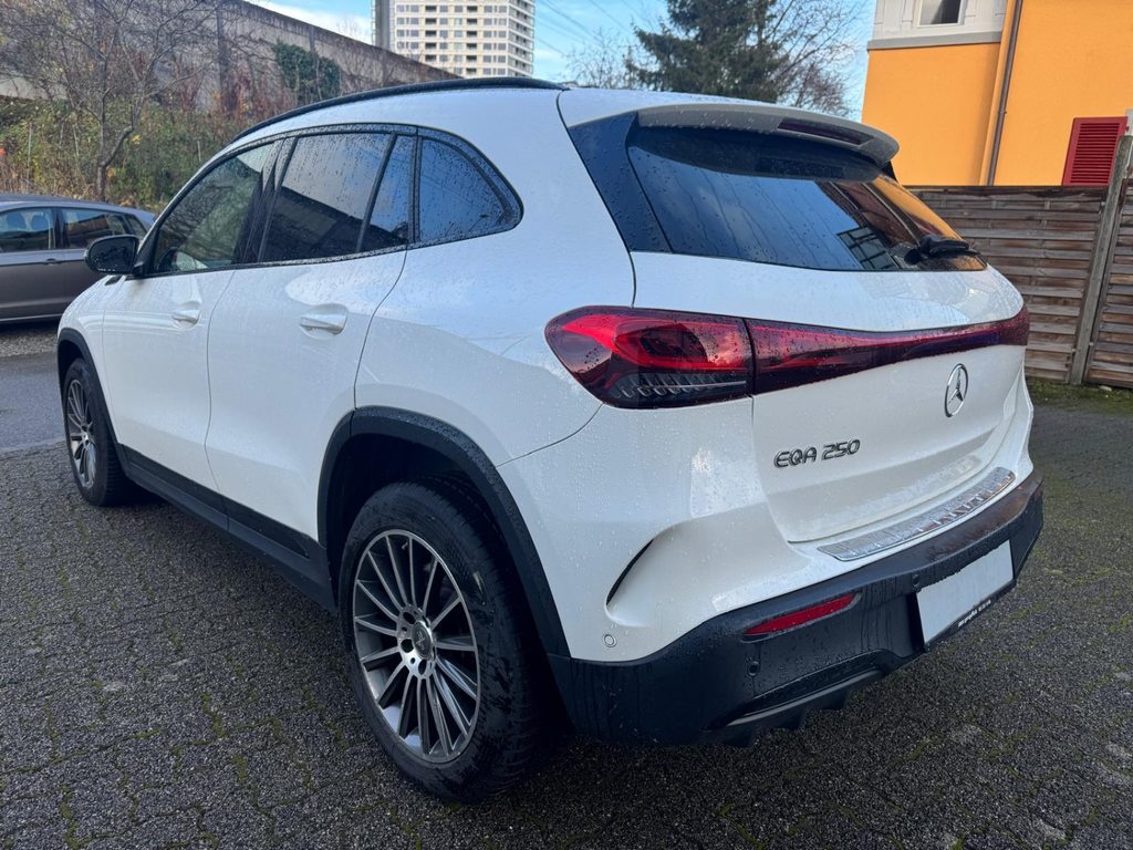 MERCEDES-BENZ EQA H243 EQA 250 AMG Line, Elektro, Occasion / Gebraucht, Automatik - 6