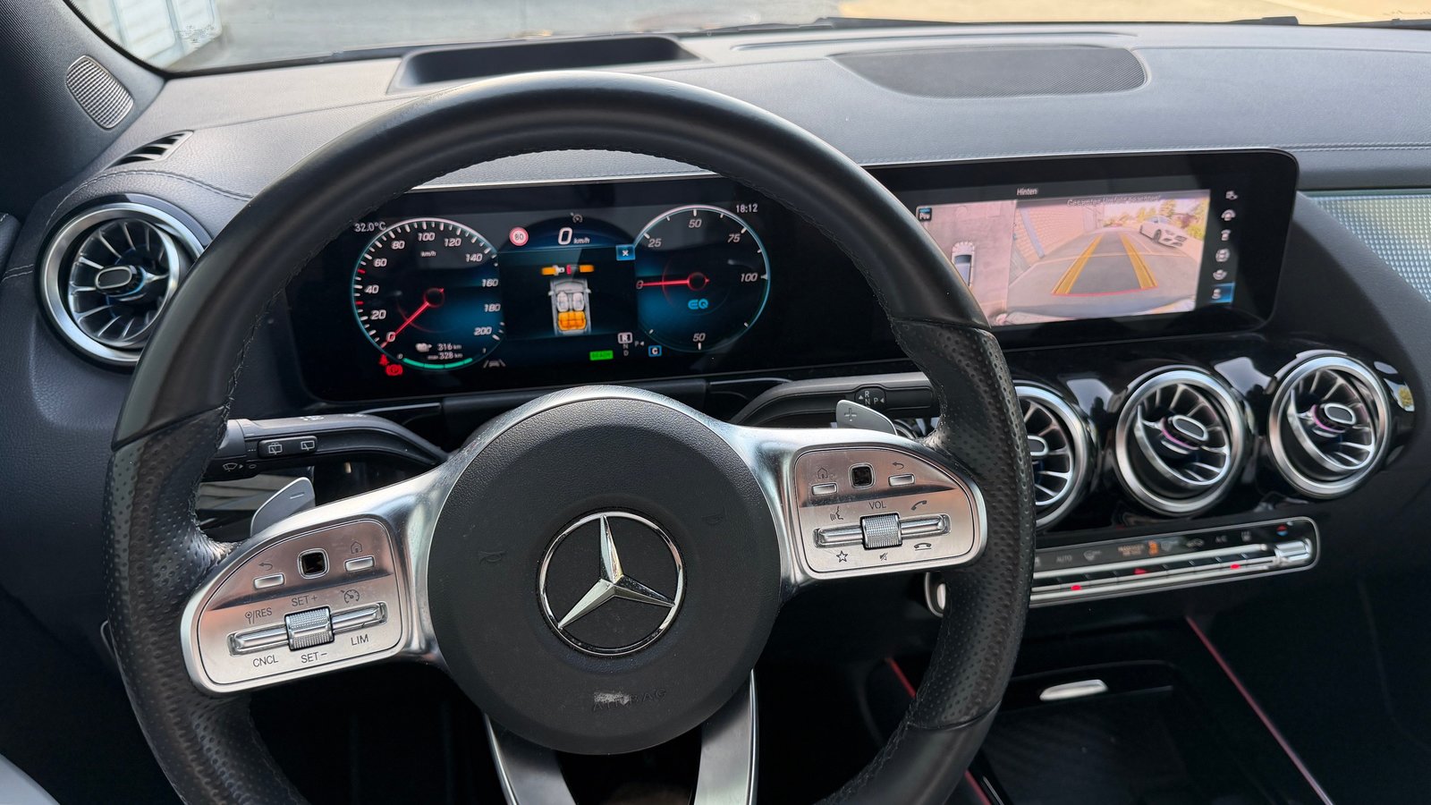 MERCEDES-BENZ EQA 250, Elektro, Occasion / Gebraucht, Automatik - 6