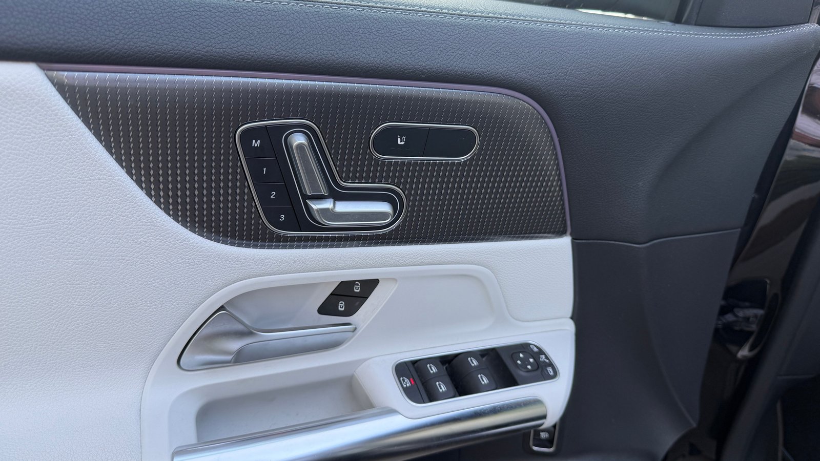 MERCEDES-BENZ EQA 250, Elektro, Occasion / Gebraucht, Automatik - 7