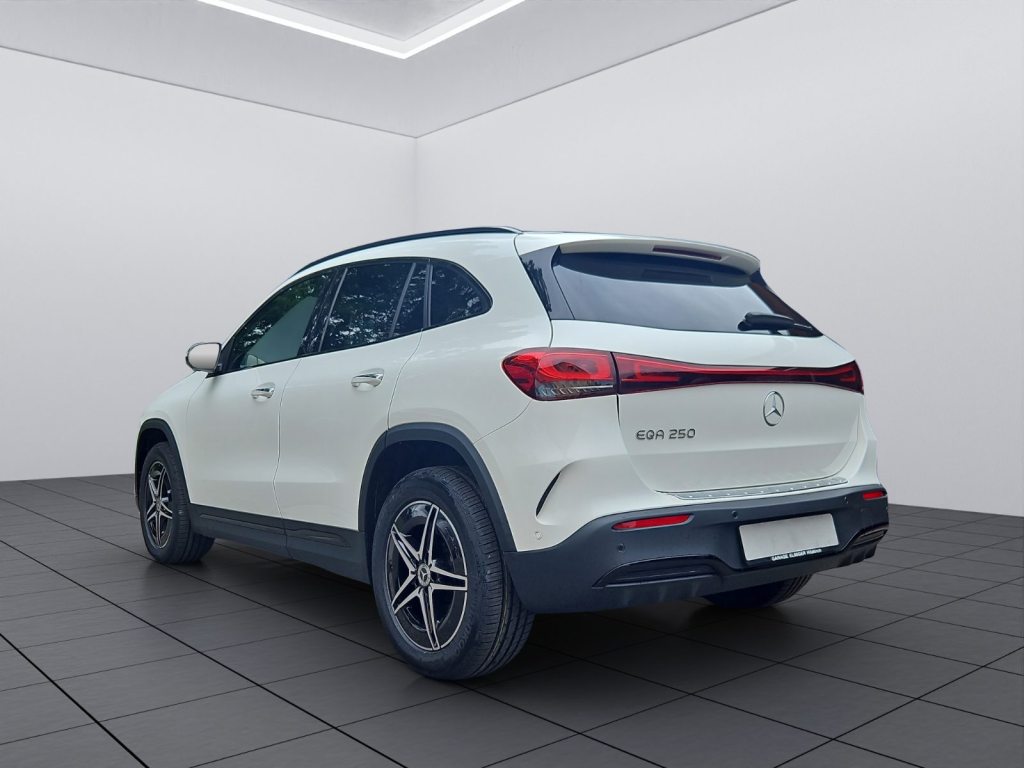 MERCEDES-BENZ EQA 250 AMG Line, Elettrica, Occasioni / Usate, Automatico - 3
